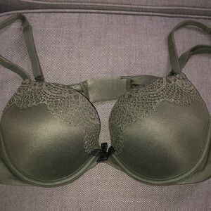 Body by Victoria’s Secret Army Green Bra
